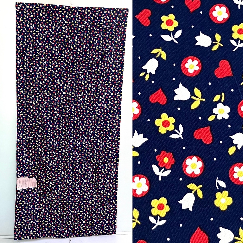Vintage 60’s mod floral navy blue & red canvas cotton fabric yardage